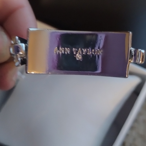 Ann Taylor Bracelet - Picture 3 of 3